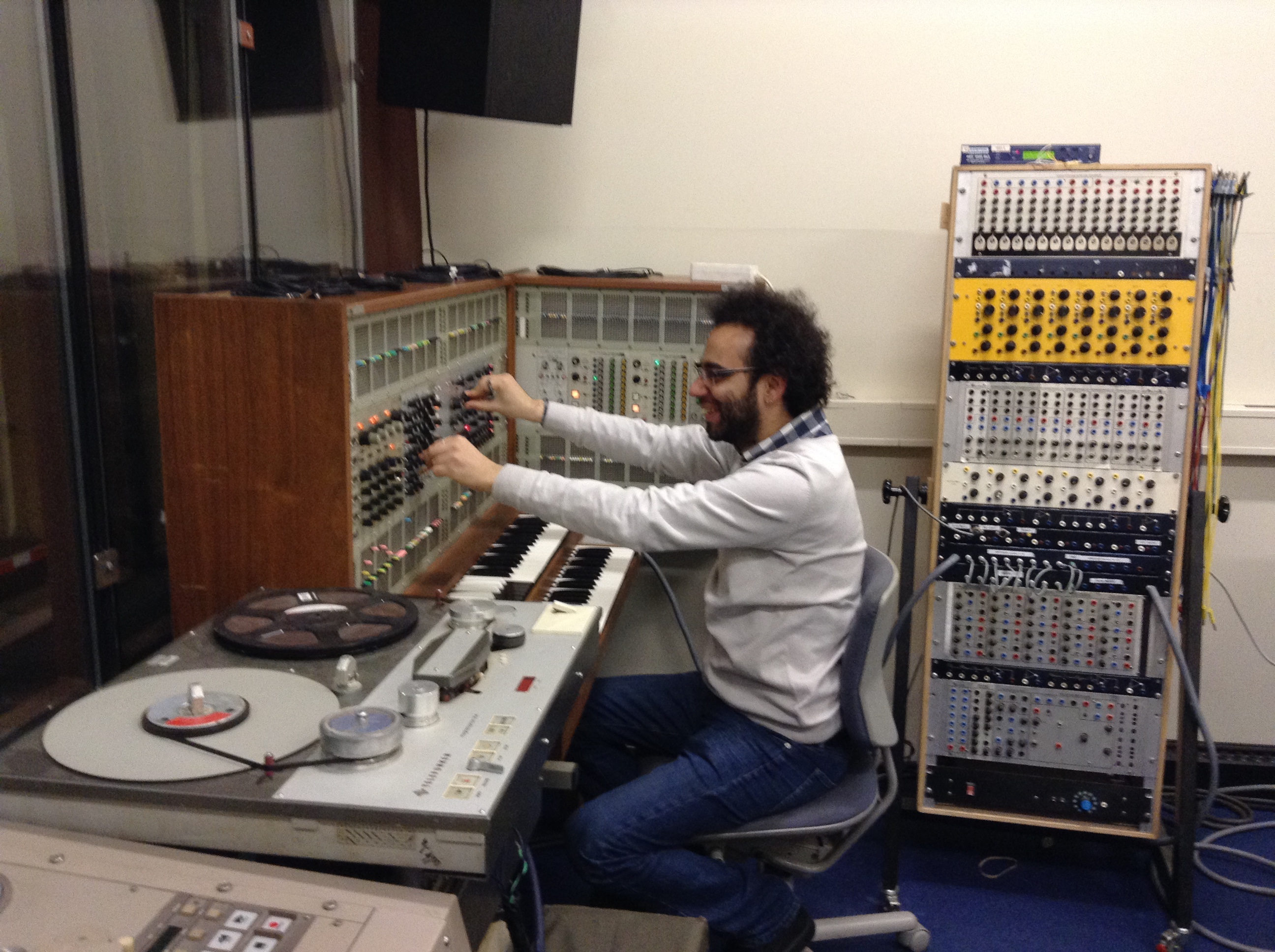 interview – Marinos Koutsomichalis (EN)